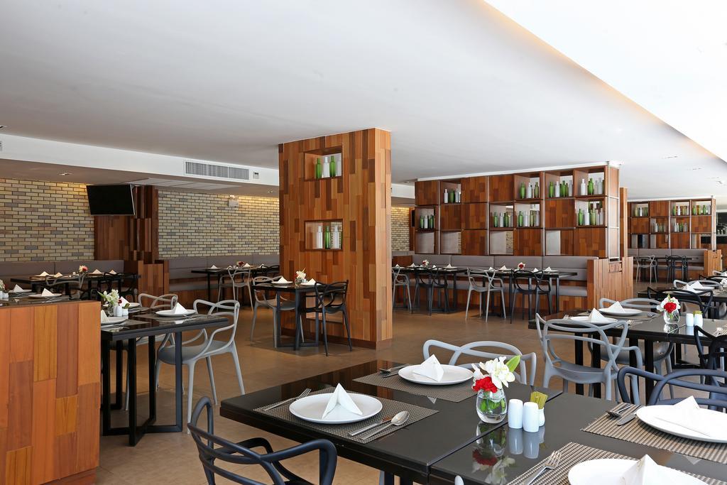 S Ratchada Leisure Hotel - Sha Plus 曼谷 外观 照片 The restaurant
