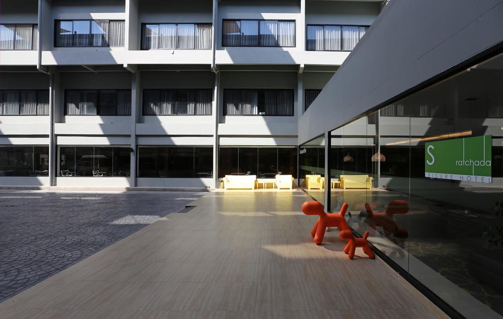 S Ratchada Leisure Hotel - Sha Plus 曼谷 外观 照片 The interior of the hotel