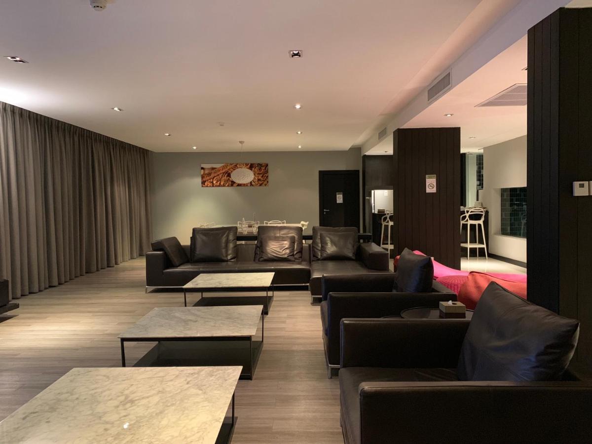 S Ratchada Leisure Hotel - Sha Plus 曼谷 外观 照片 The lounge at the airport