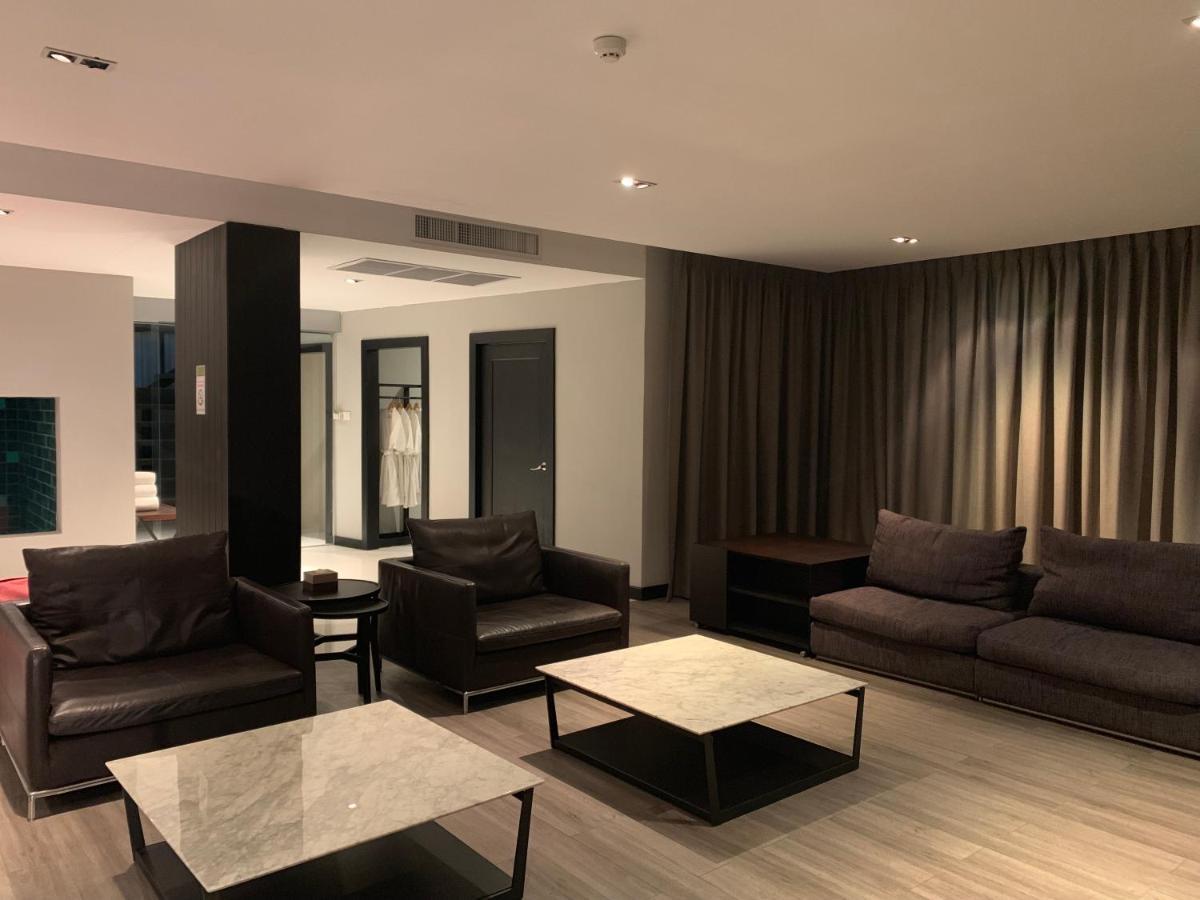 S Ratchada Leisure Hotel - Sha Plus 曼谷 外观 照片 The lounge at the airport