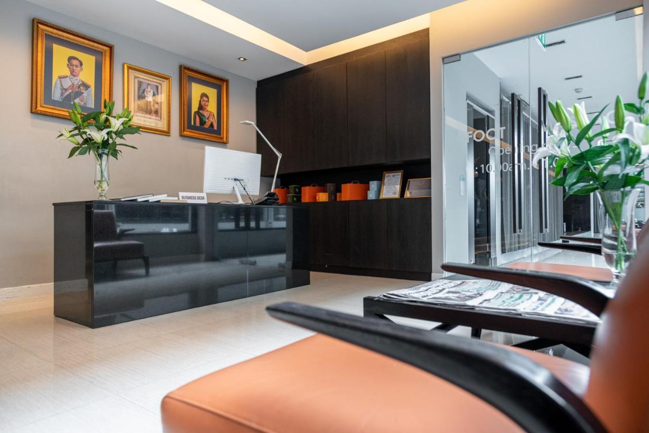 S Ratchada Leisure Hotel - Sha Plus 曼谷 外观 照片 Reception area
